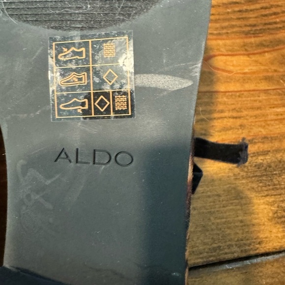 NWOT Aldo Lace Up Oxford Shoes in mixed print tiger/cheetah. Size 8 - Picture 8 of 9